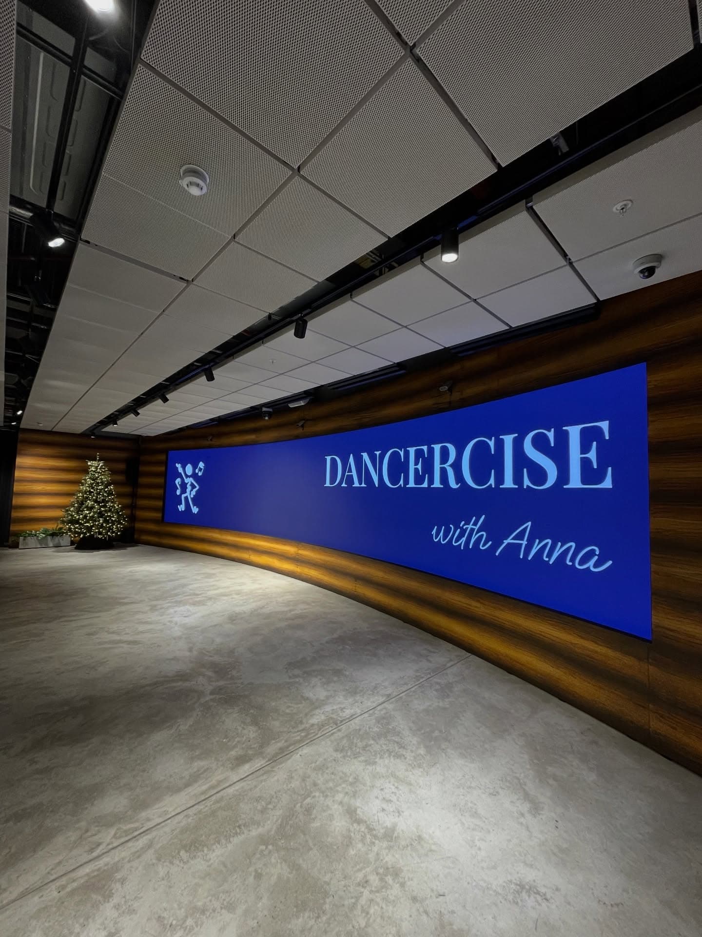 Photo by Anna Wicks in Fulham Pier. May be an image of lighting and text that says "> DANCER DANCERCISE CISE with Anna".